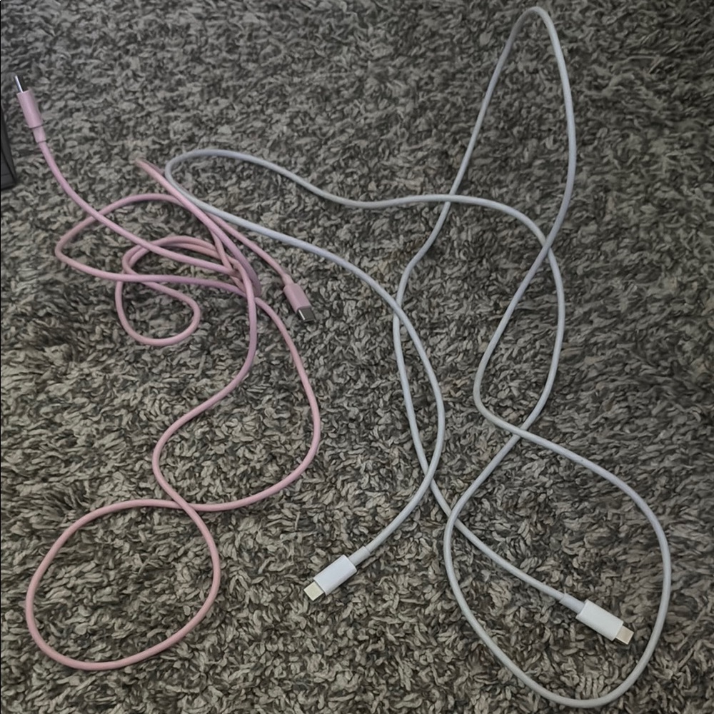 USB-C Charging Cable Set - Pink and white